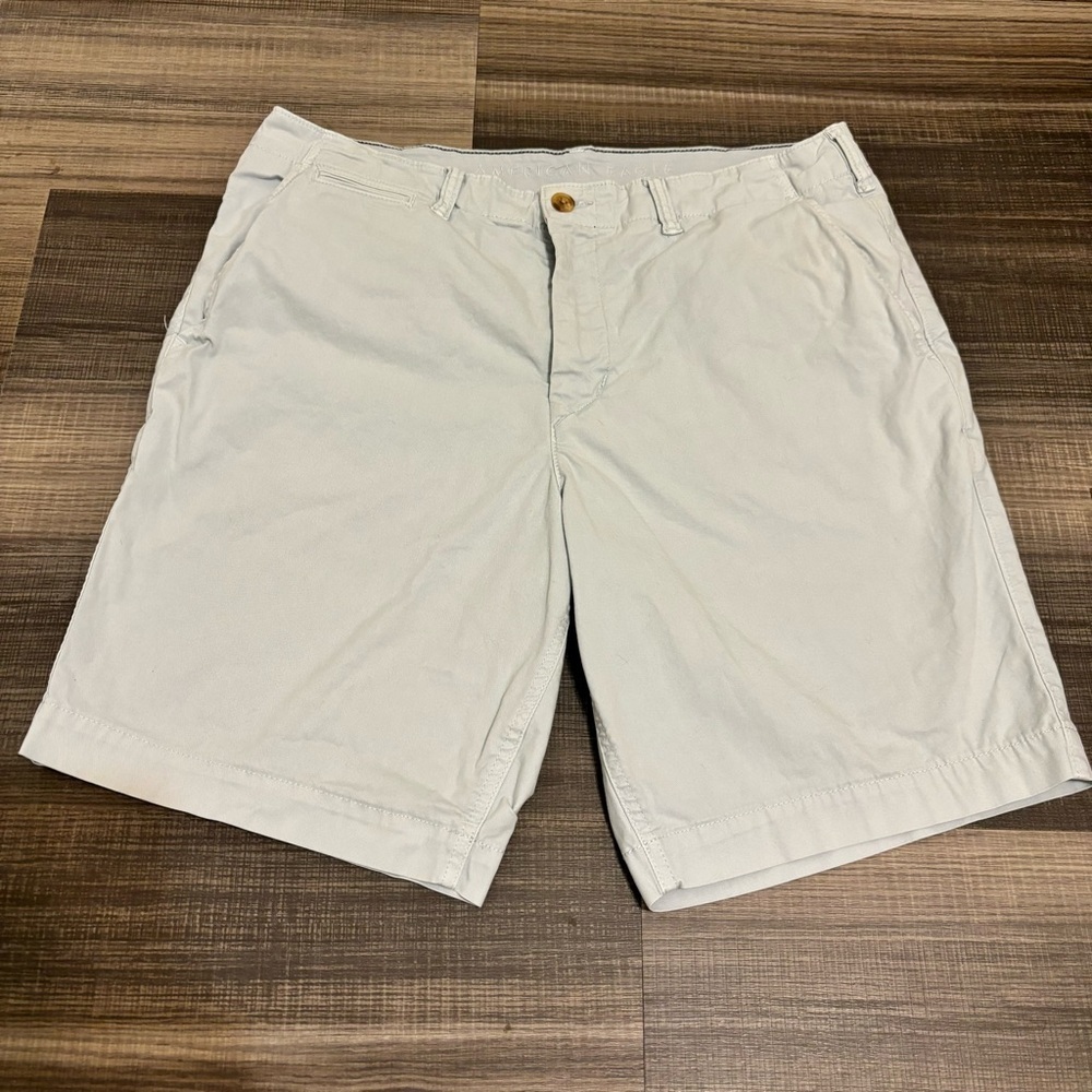 American Eagle Next Level Flex Khaki Shorts Size 36 Beige Casual Summer Wear